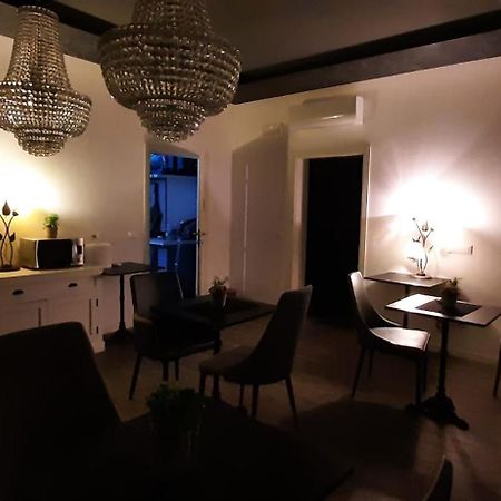 Double A Guest House เมสเตร ภายนอก รูปภาพ